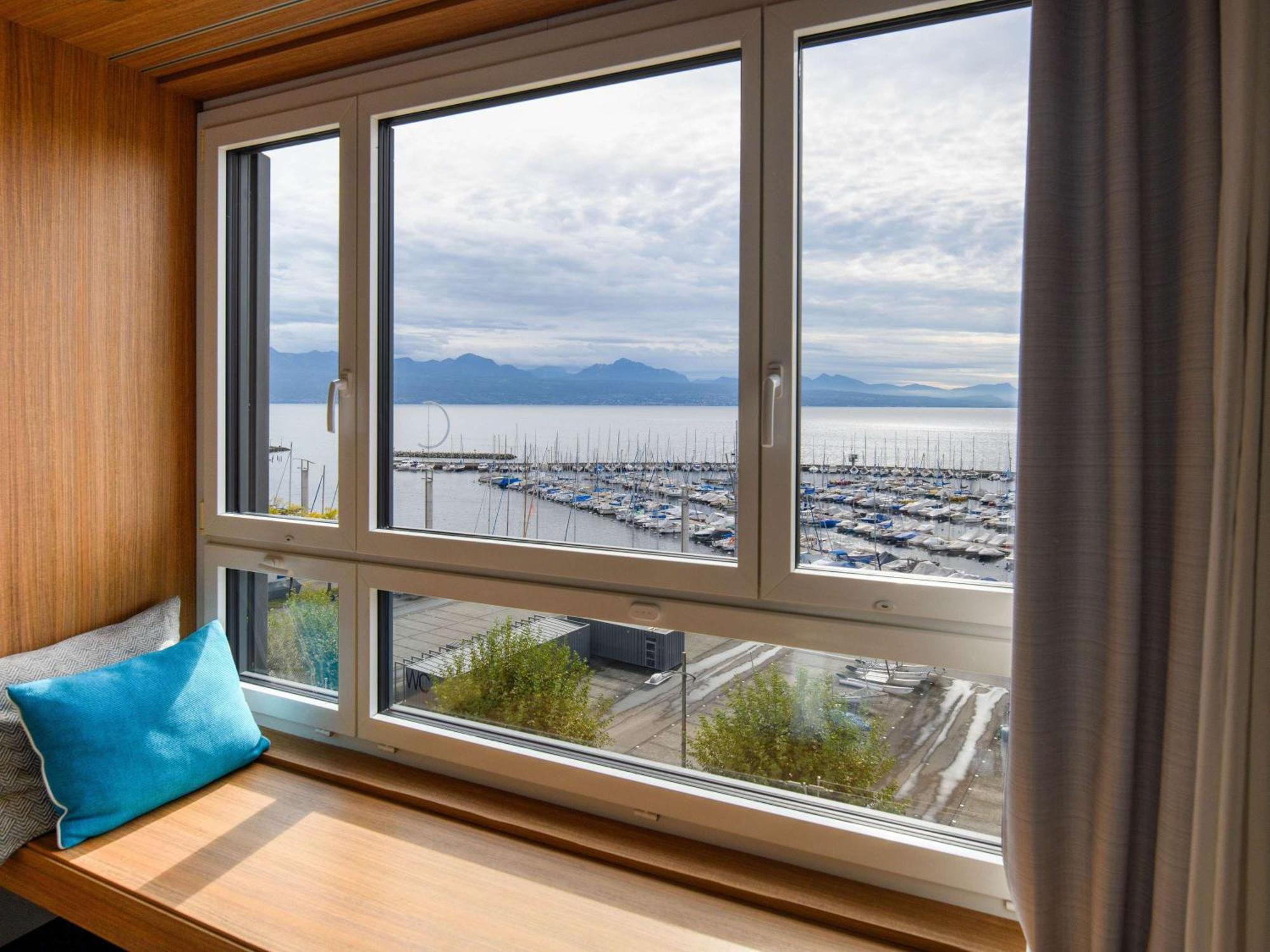 Moevenpick Hotel Lausanne Exterior foto