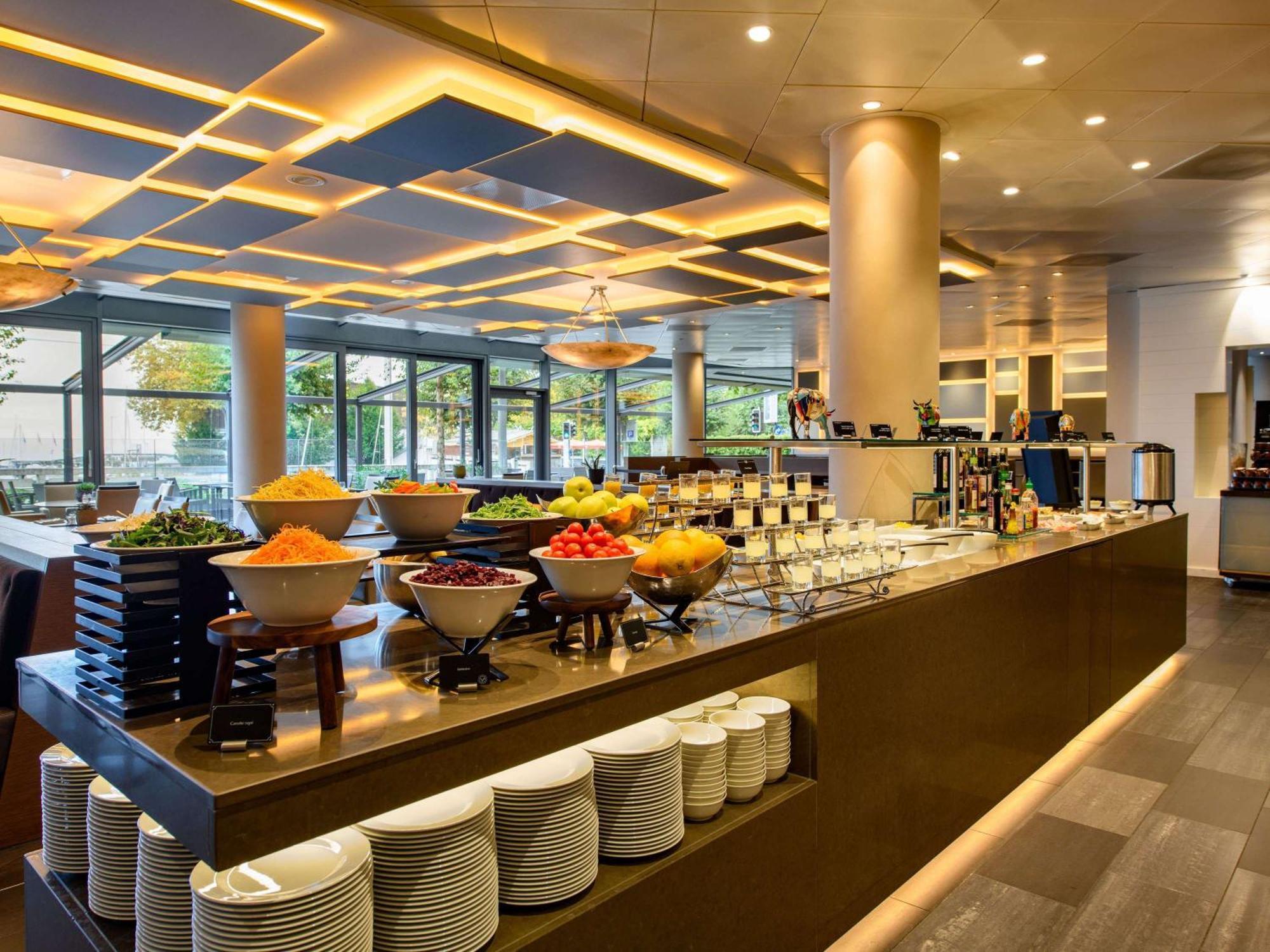Moevenpick Hotel Lausanne Exterior foto